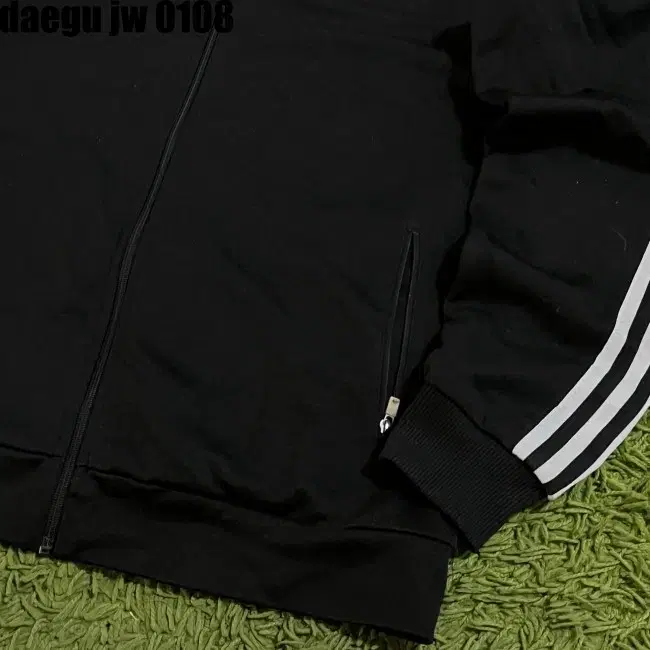 105 ADIDAS ZIPUP 아디다스 집업