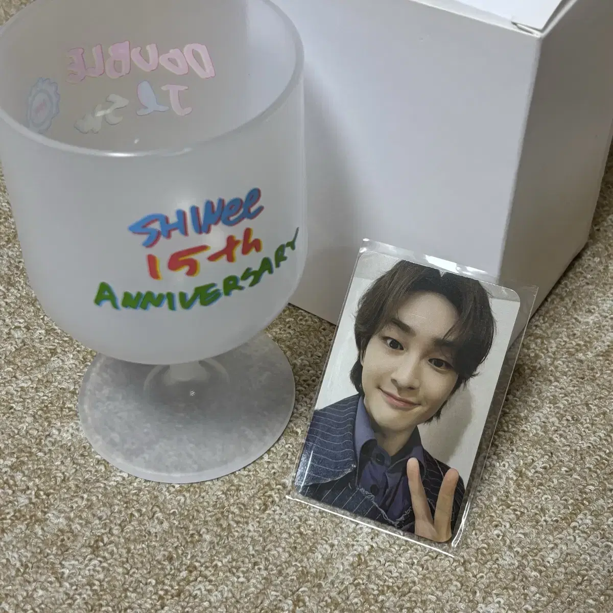 원가이하) 샤이니 온유 15주년 DIY 와인컵 포카포함 미사용 제품 양도