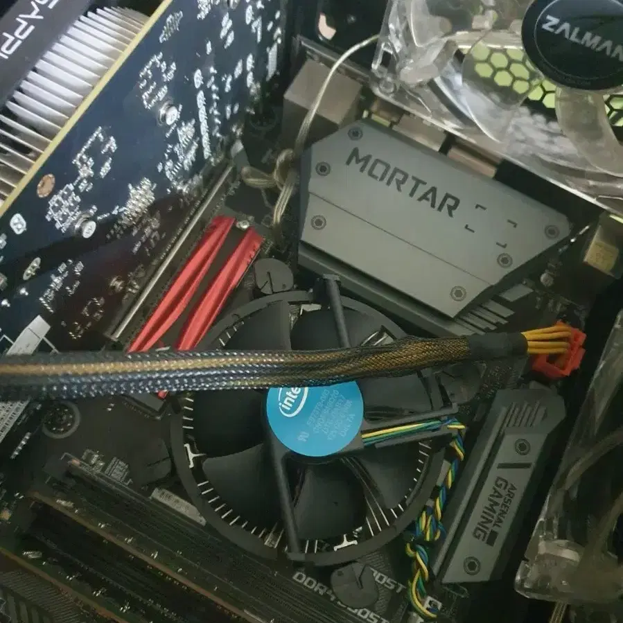 i7 9700