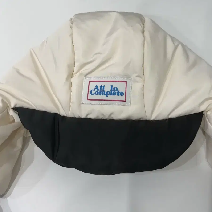 올인컴플리트 Panda Padding Balaclava (1회 착용)