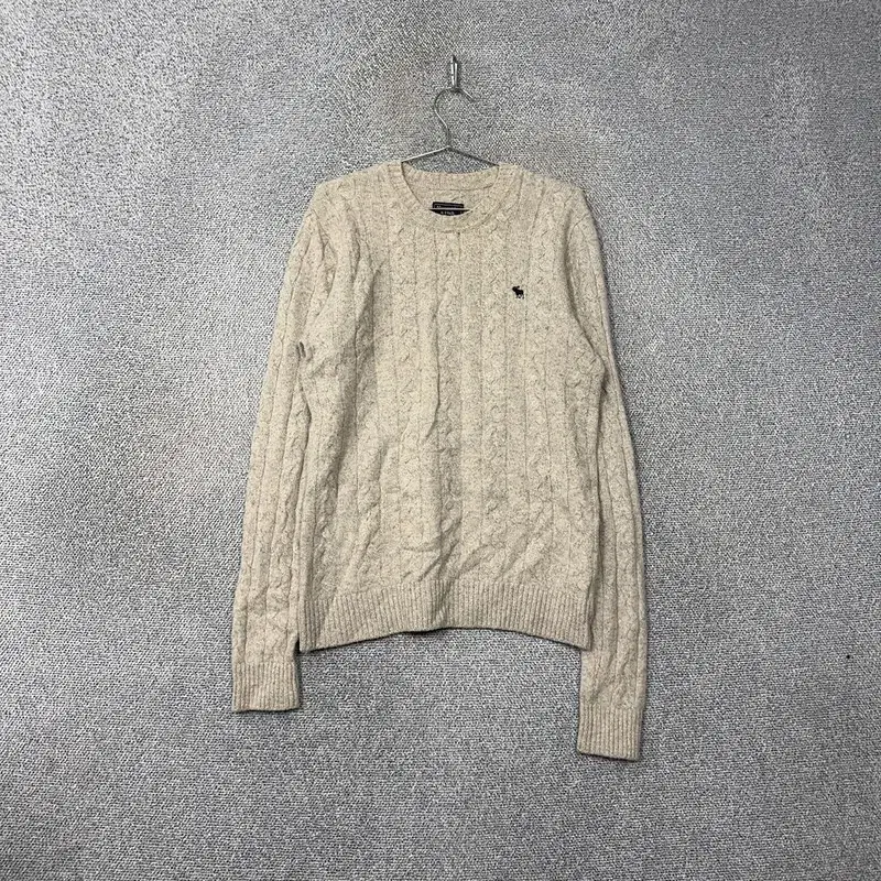 Abe Crombie Beige Logo Wool Casual Knit M