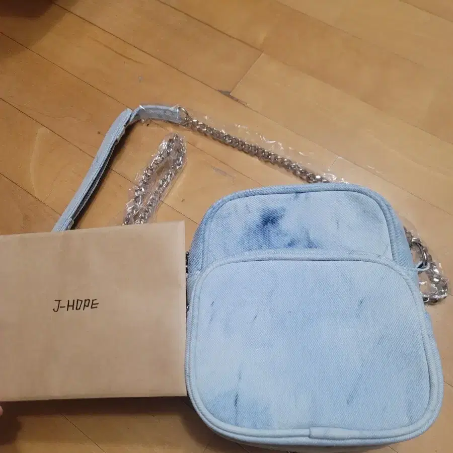 방탄소년단 J-Hope BTS Side by Side mini bag