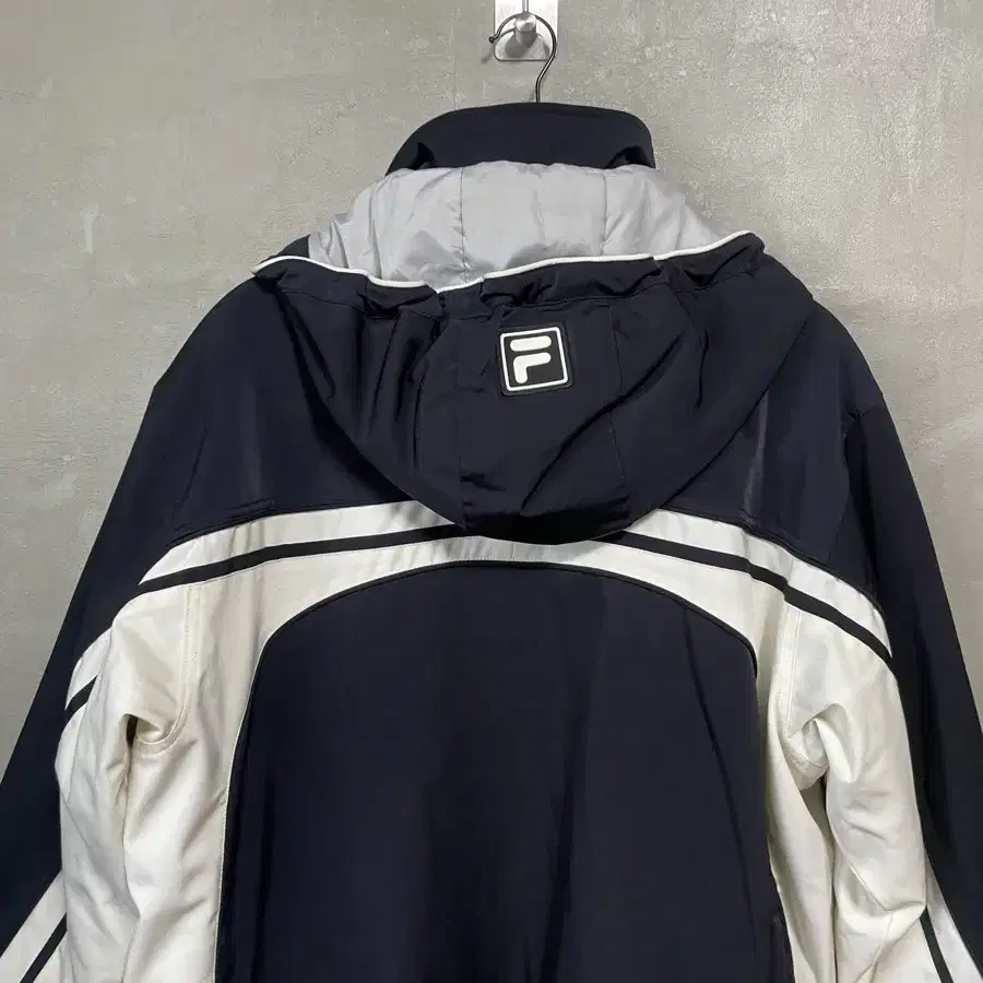 00s FILA Ski Jumper