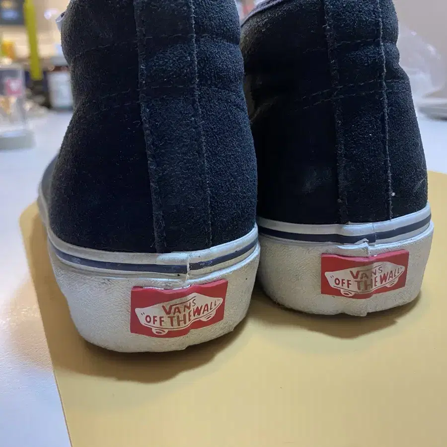 반스 vans 스웨이드 us 6.5 (235)