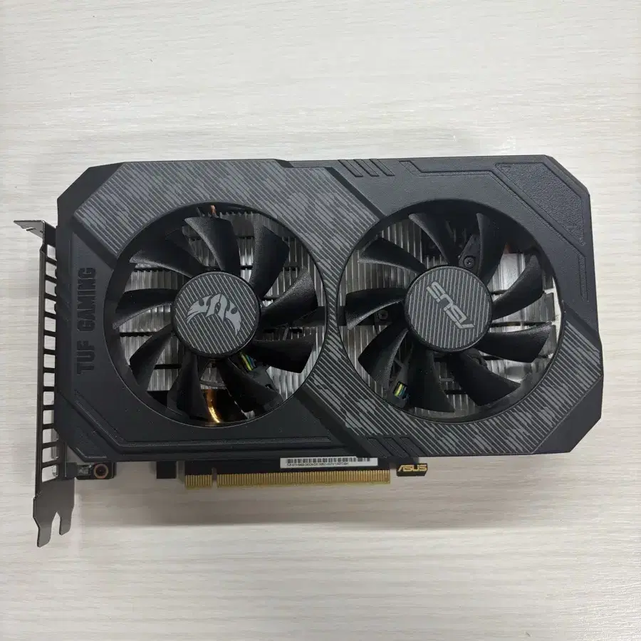 ASUS TUF GTX1660 SUPER OC 6GB 중고 그래픽카드파