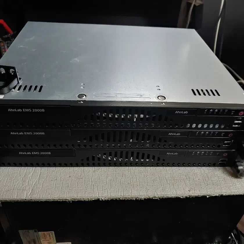 AhnLab EMS 2000B/EMS 10000PR for parts (no operating system) on Bunjang ...