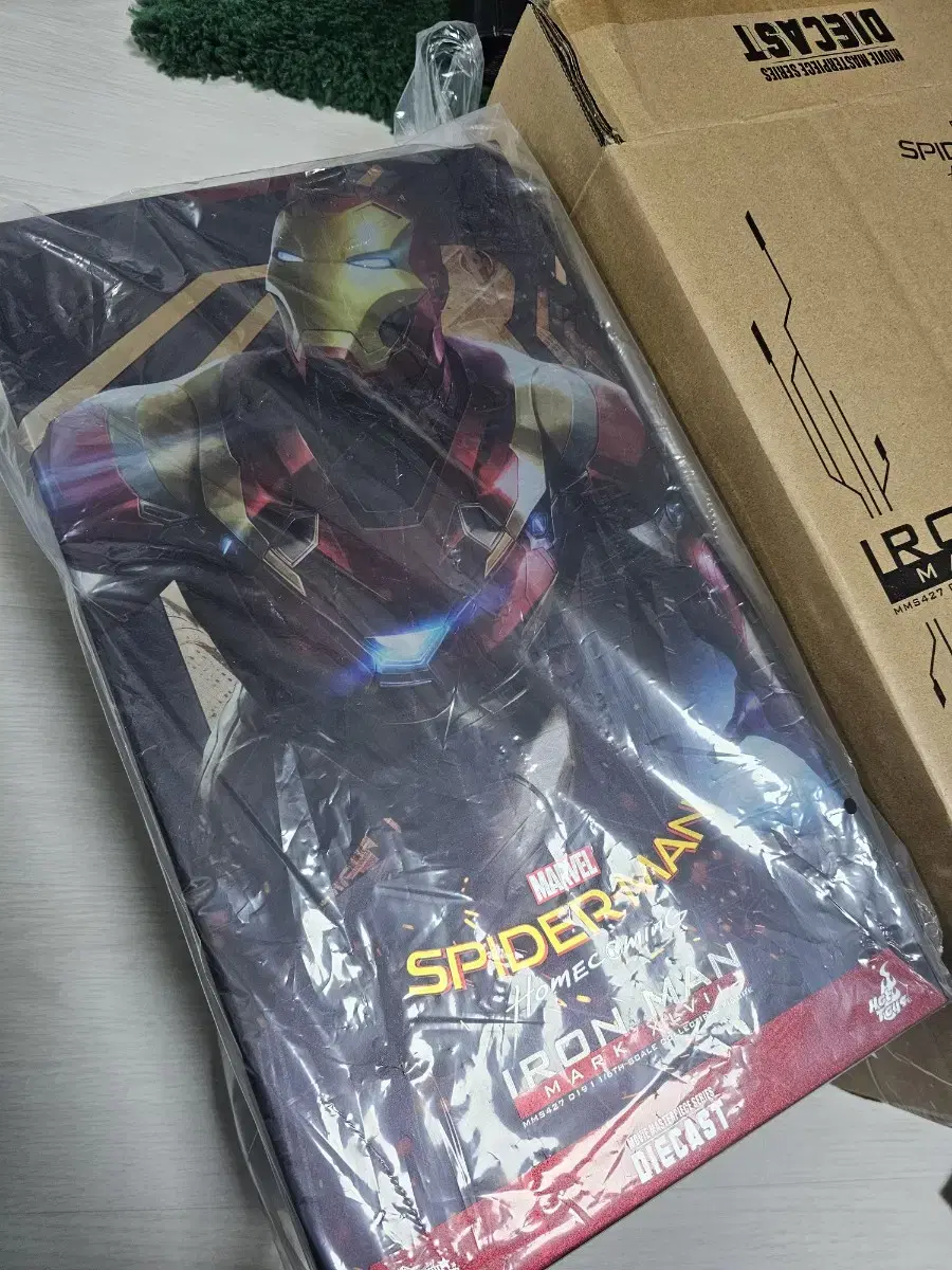 Hot Toys Iron Man Mark 47 (Reprint) Simple confirmation (not on display) Sell