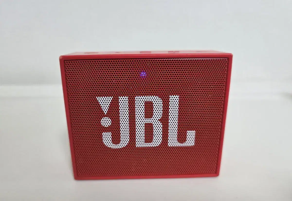 JBL GO1