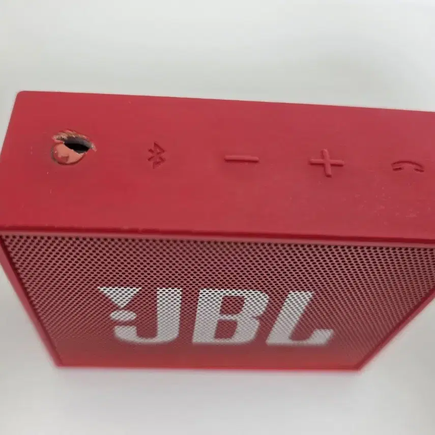 JBL GO1