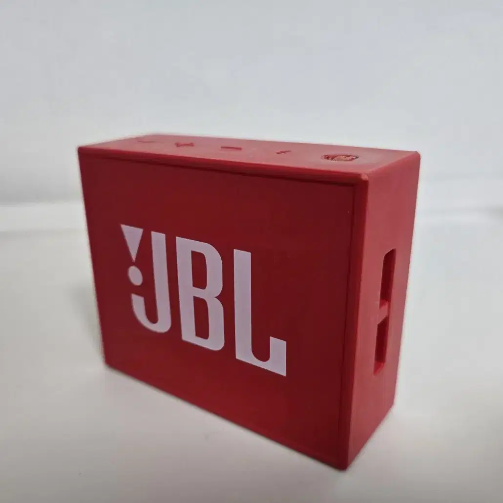 JBL GO1