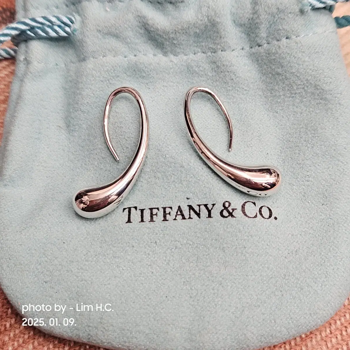 정품 티파니 실버 티어드롭 이어링 Tiffany&Co sliver