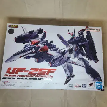 DX 초합금 VF-25F 슈퍼메시아 발키리 사오토메 알트기 리바이벌