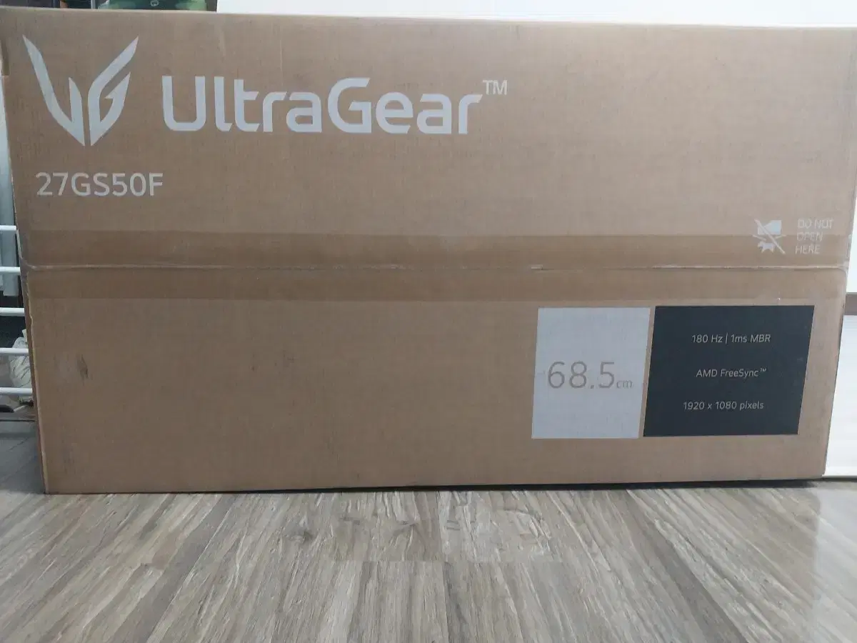 LG UltraGear Gaming Monitor 27GS50F