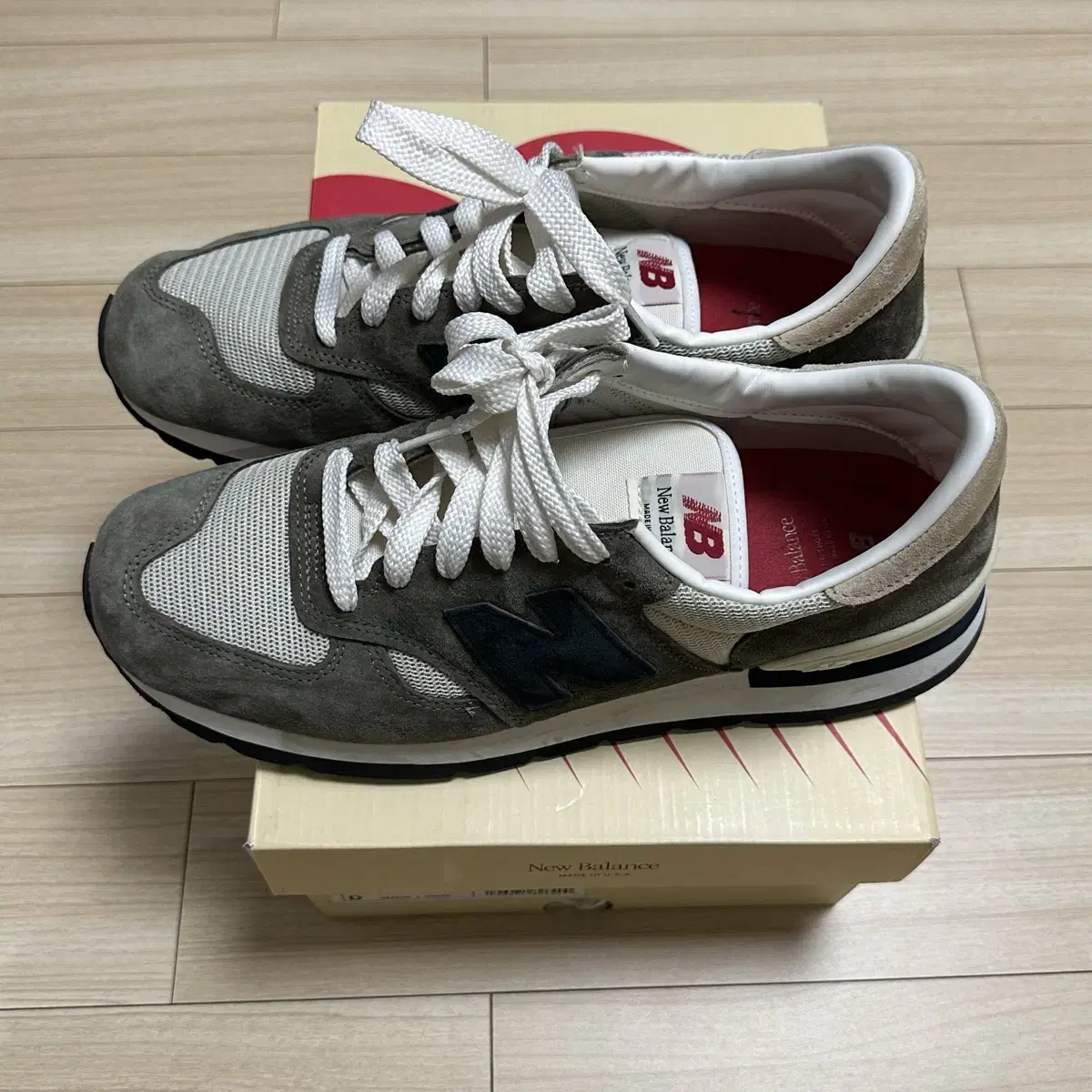 뉴발란스 990v1 Made in USA Olive (285)