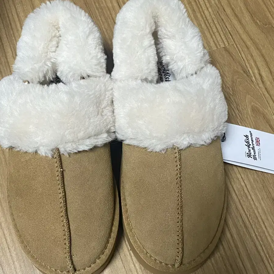 락피쉬웨더웨어 CLOUDY FLATFORM FUR SLINGBACK