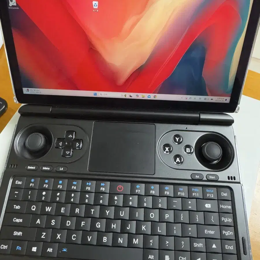 gpd win mini 8840u 32gb 2tb (해외판)