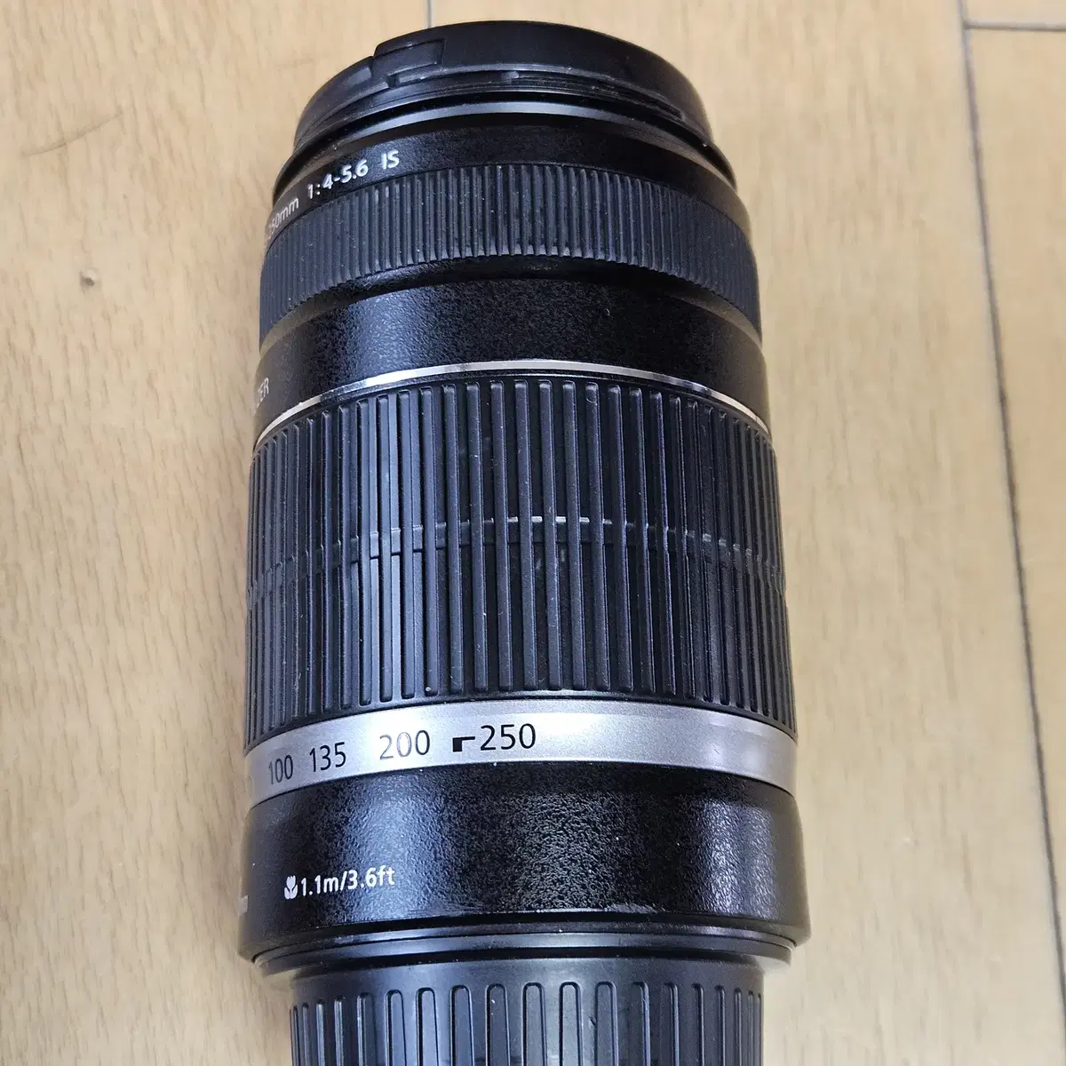 캐논 ef-s 55-250 mm is 망원렌즈 (헝그리렌즈) 판매합니다