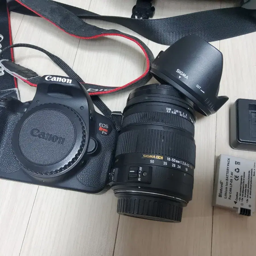 캐논 카메라 EOS t5i (700D 내수) 시그마 18-50 OS 렌즈