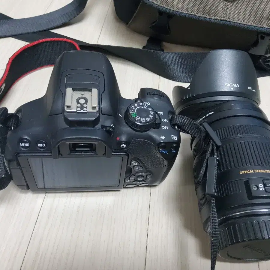 캐논 카메라 EOS t5i (700D 내수) 시그마 18-50 OS 렌즈