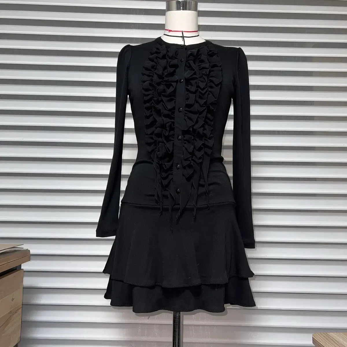 Black Ruffle Dress 고딕 고스 공겜여주