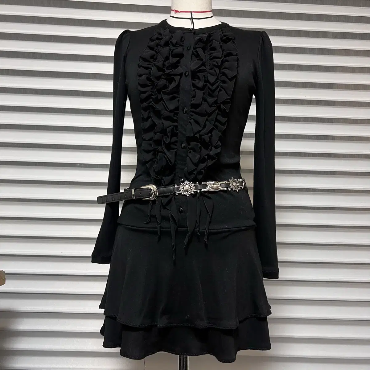 Black Ruffle Dress 고딕 고스 공겜여주