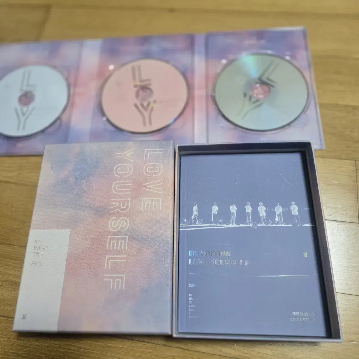 방탄 머스터4기 dvd및 럽셀서울 dvd 포카제외 풀셋양도. bts