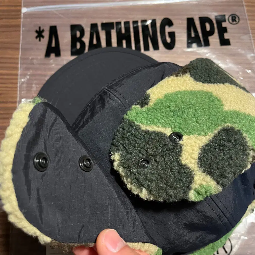 BAPE 베이프 ABC CAMO PUFFY 플라이트 캡 모자