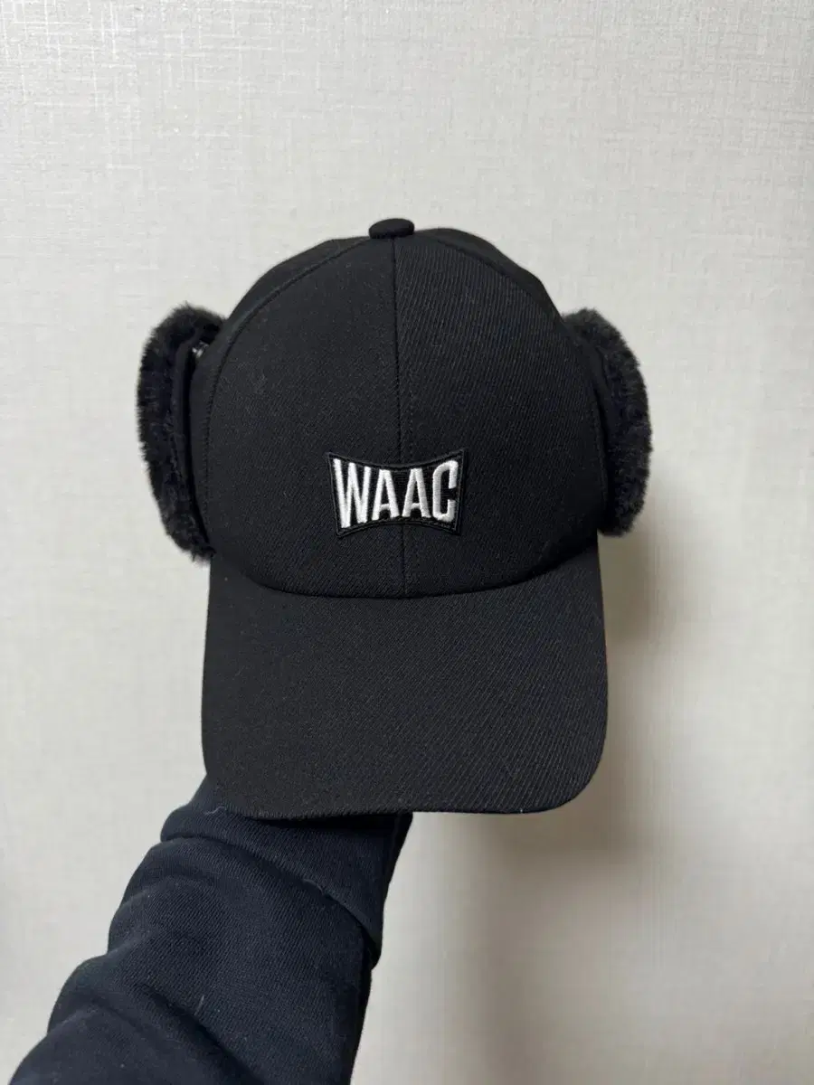 WAAC Golf Earwarmer Echofer Cap