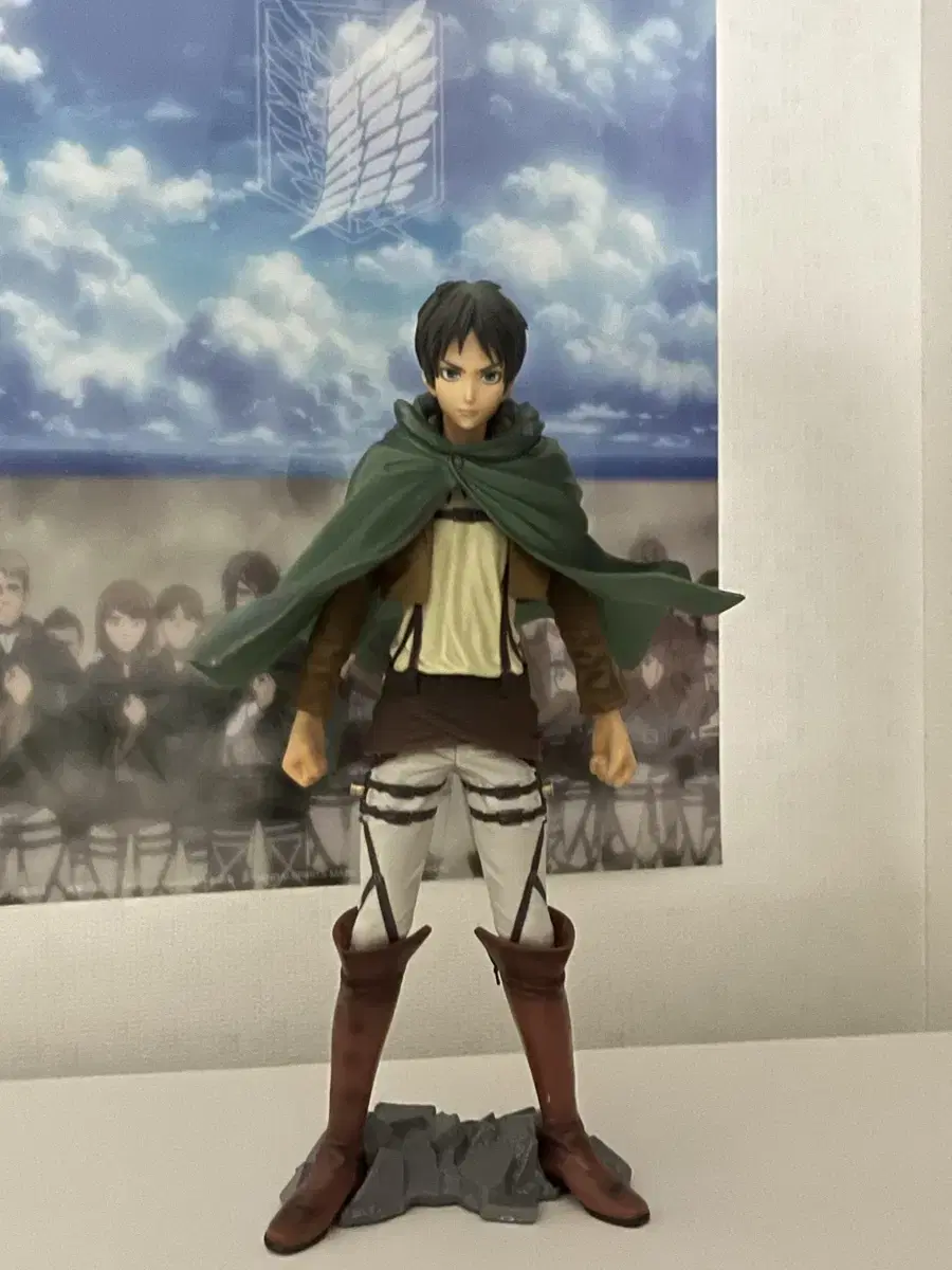 Sell the Vahn Vahn Vahn figure of the Attack on Titan