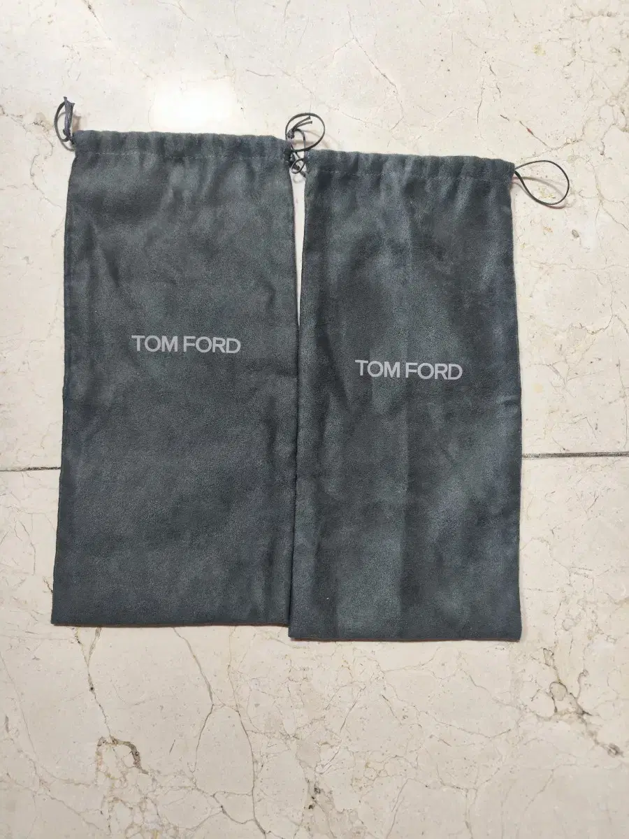 TOM FORD 톰포드 정품 남자 블랙 구두  UK 7 1/2 백화점정품