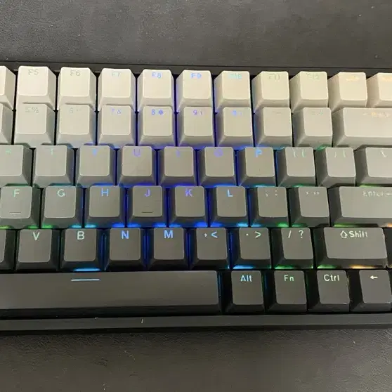 그라데이션 키캡 OEM PBT 이중사출 RGB LED 투과