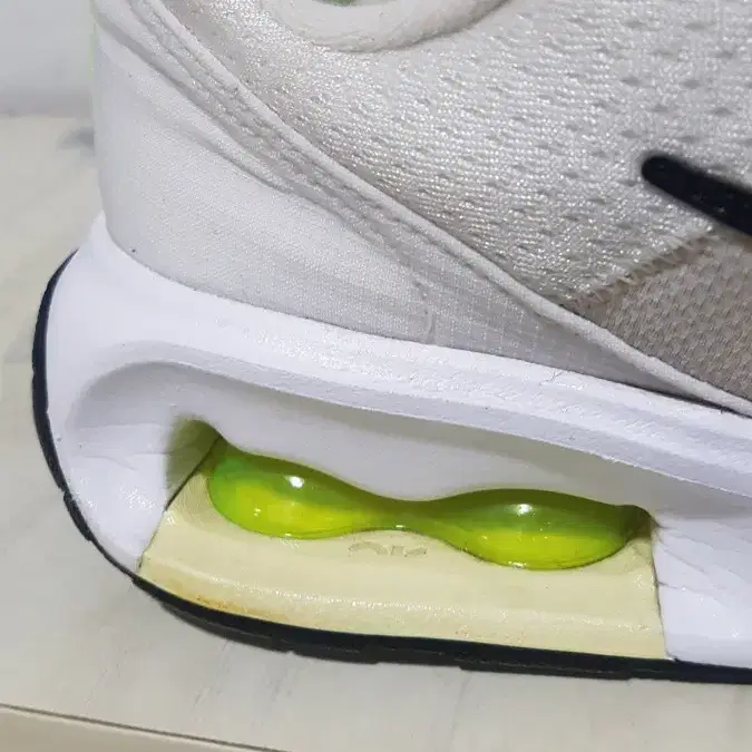 택포 265-270 A급 나이키 NIKE AIRMAX 인터락 쿠션 운동화