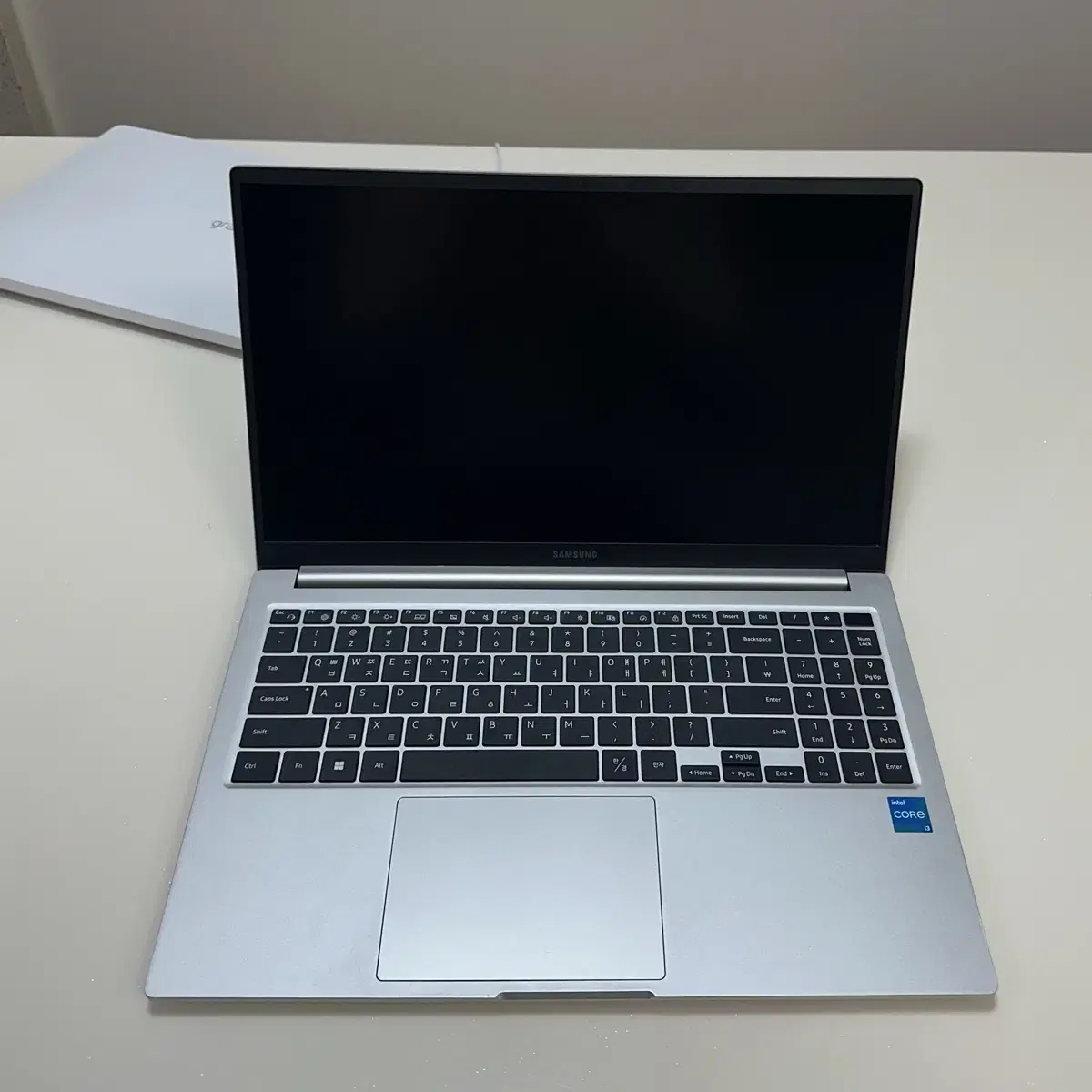 삼성 갤럭시북 i3 nt750xda