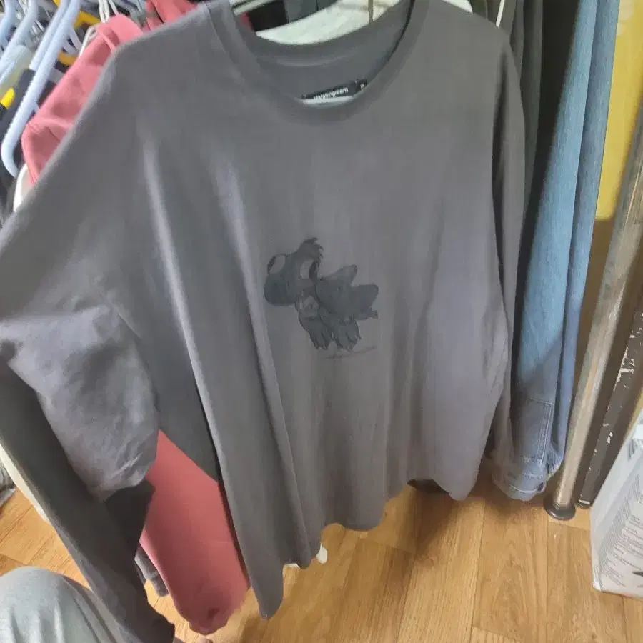 해칭룸 용티 3사이즈 VTG Blue Dragon Tee Charcoal