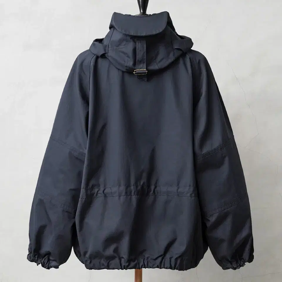 WAIPER 와이퍼 VENTILE SMOCK PARKA