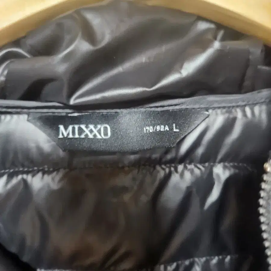 새상품 // 미쏘 MIXXO 남성 경량패딩-L