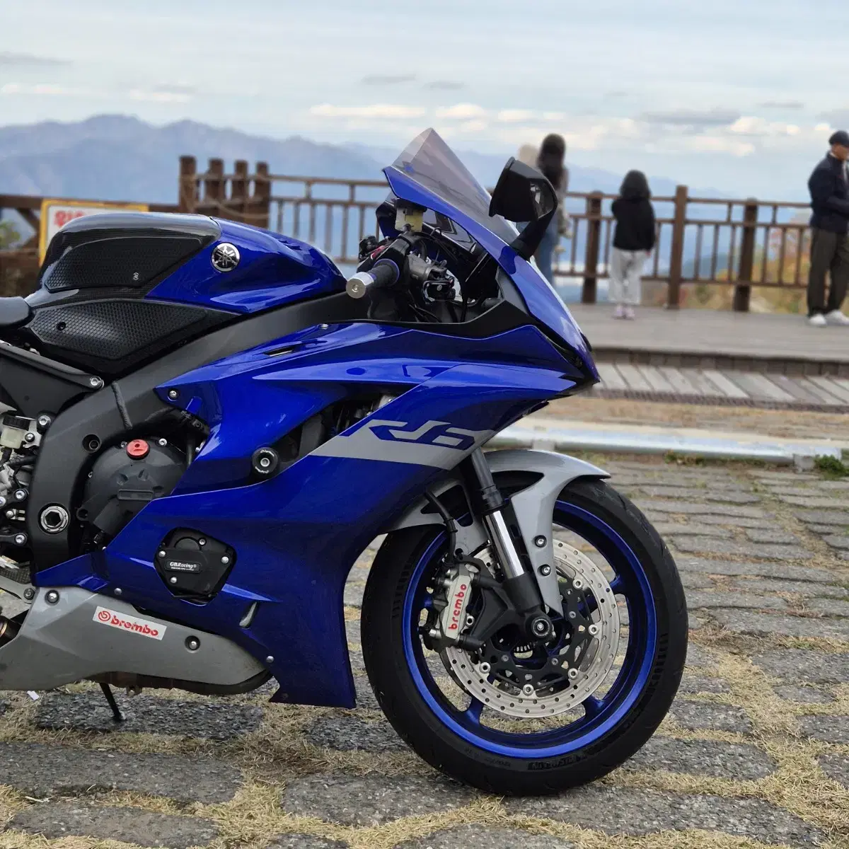 YZF R6