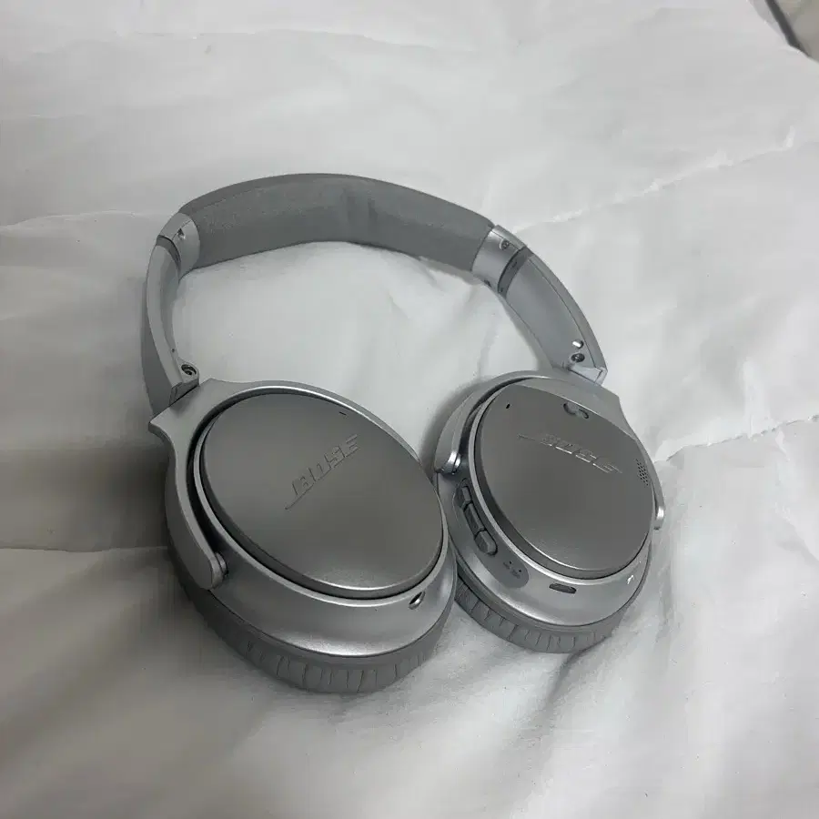 보스 qc35 실버 팝니다!!