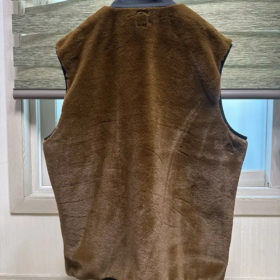 남이서팔 PIPING VEST MICRO FUR 베스트