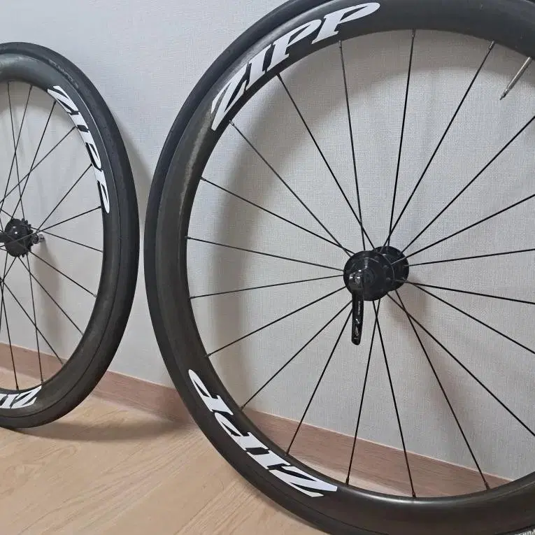 Zipp 302휠셋 대리 판매합니다