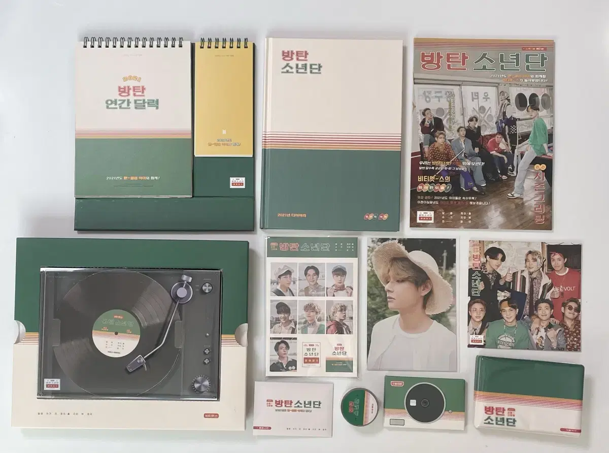 Includes a pole set + wall calendar bts bts 2021 season's greetings