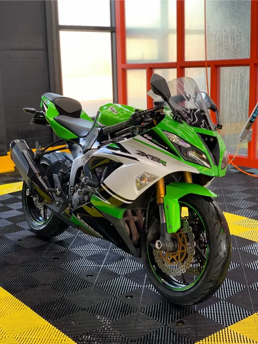 가와사키 zx6r 15년 30주년