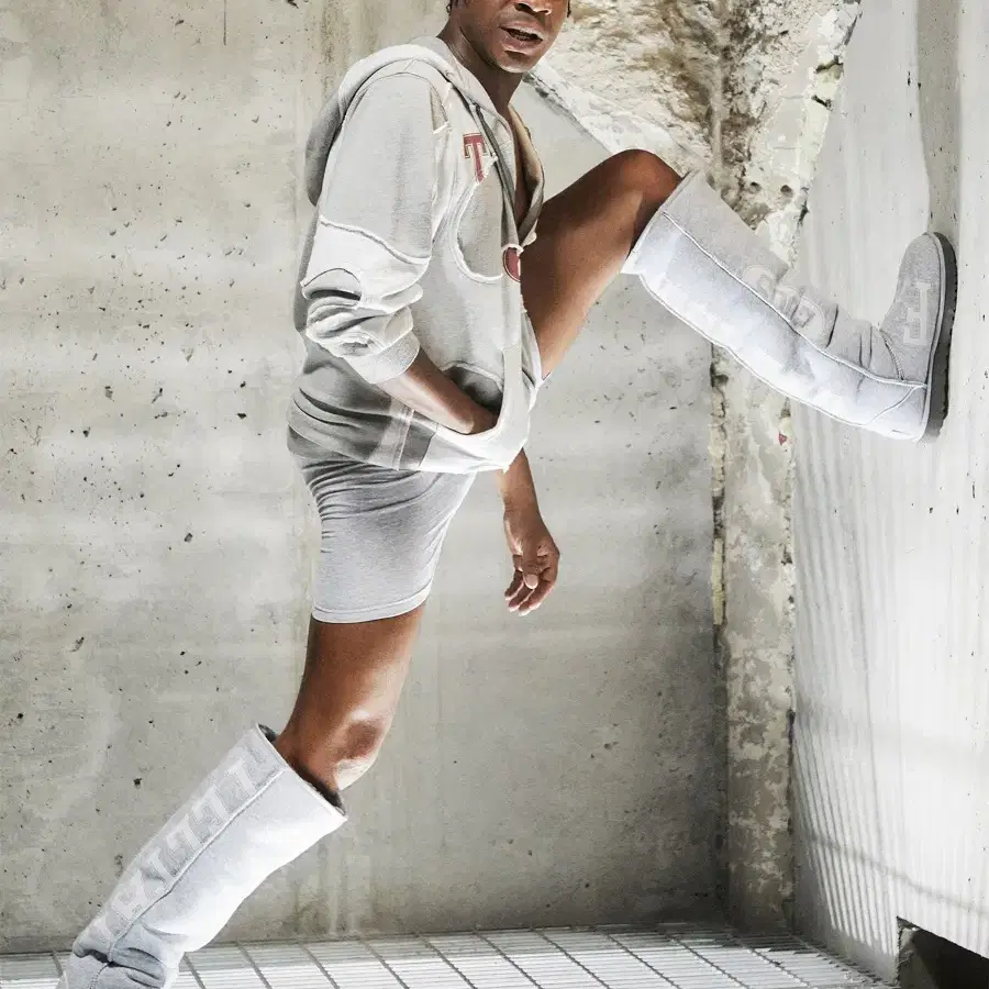 TELFAR x UGG  Over the Knee Boots ( 270)