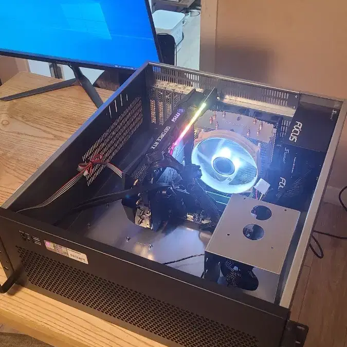 i7-12700 rtx3080 고사양 컴퓨터예요