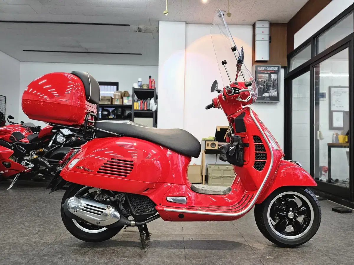 21년 베스파 GTS 125 LQ ABS / 부산 울산 경남 창원 마산