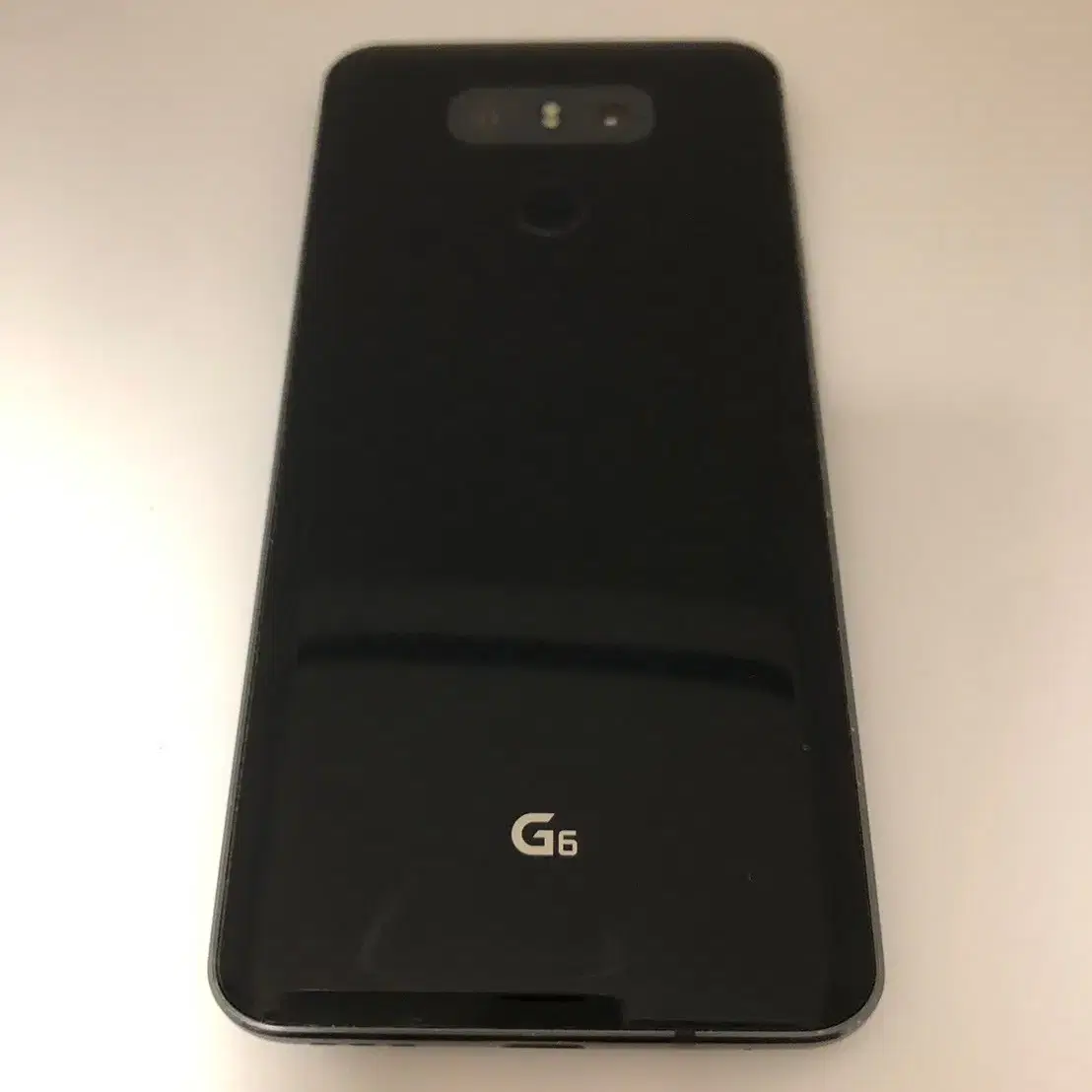 LG G6 블랙 판매합니다(77738)