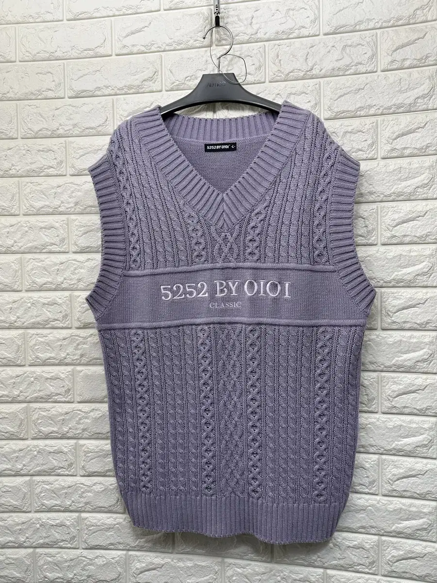 O.I.O.I Knit Vest L