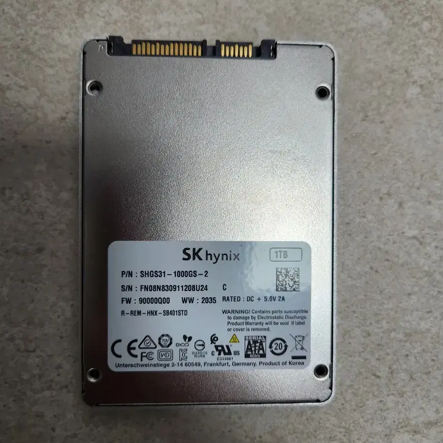 SK하이닉스 골드 S31 1테라 1tb 2.5형 sata ssd 팝니다