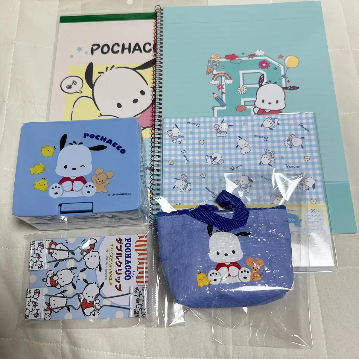 Pocheco Stationery Colored paper Notebooks Letter paper One-touch storage box Clip Keyring