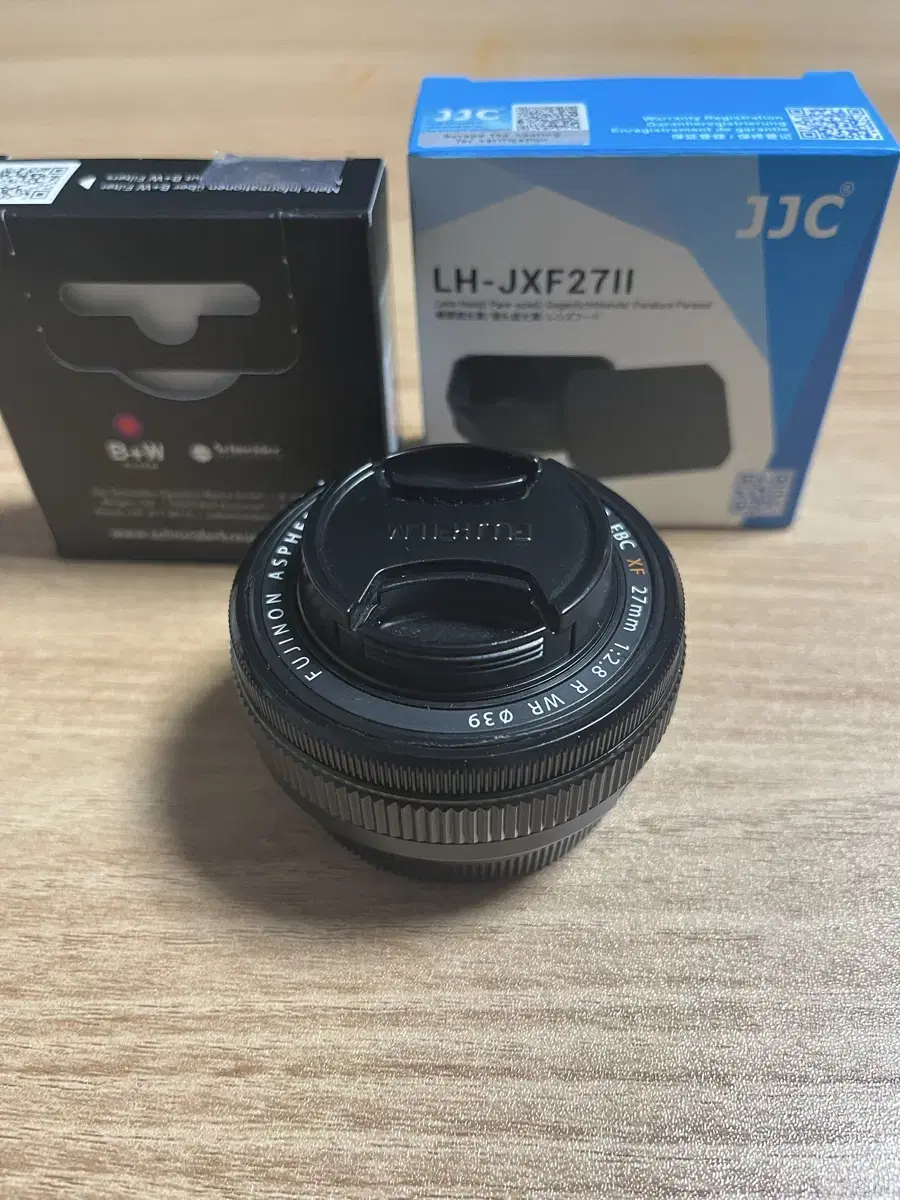 FUJIFILM XF 27 New Pen-Cake Lens